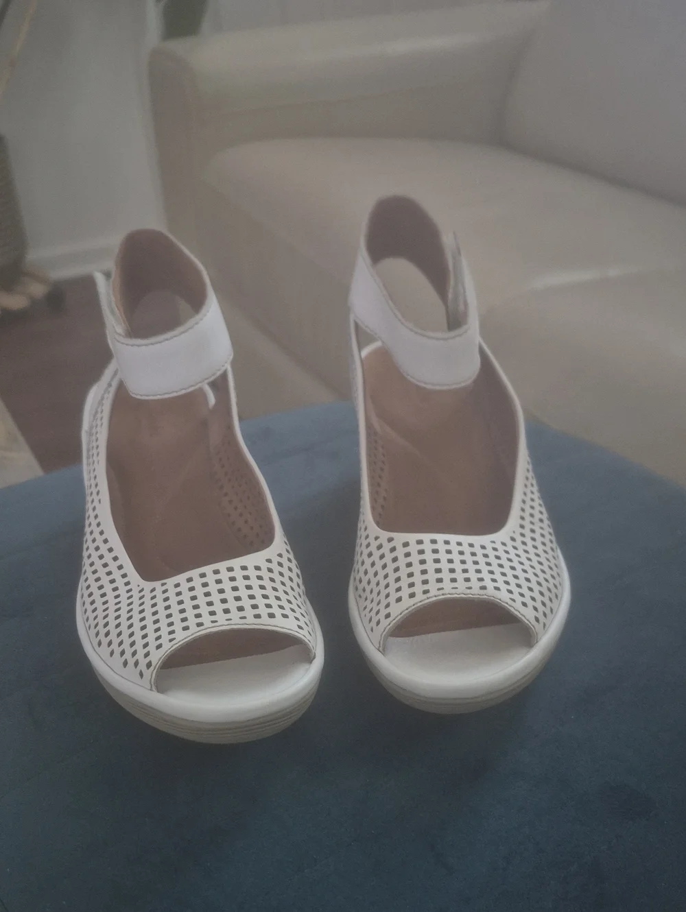 Clarks Artisan Women’s White Perforated Peep-Toe Wedge Sandals